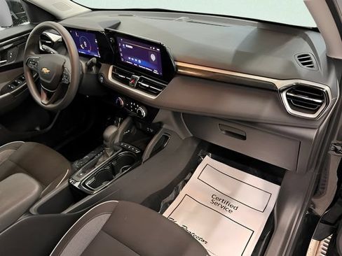 Certified 2025 Chevrolet TrailBlazer LT AWD/4WD image 13