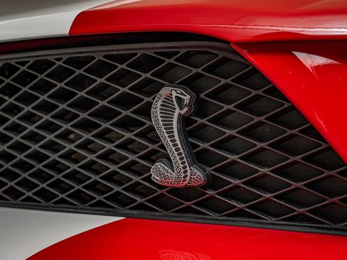 Used 2008 Ford Mustang Shelby GT500 RWD image 3