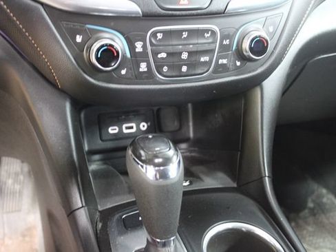 Used 2020 Chevrolet Equinox Premier AWD/4WD image 20