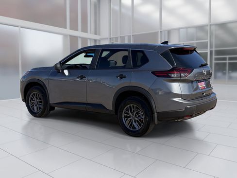 New 2026 Nissan Rogue S image 4