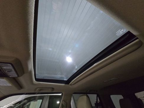 Used 2012 Toyota 4Runner SR5 w/ Convenience Pkg image 21