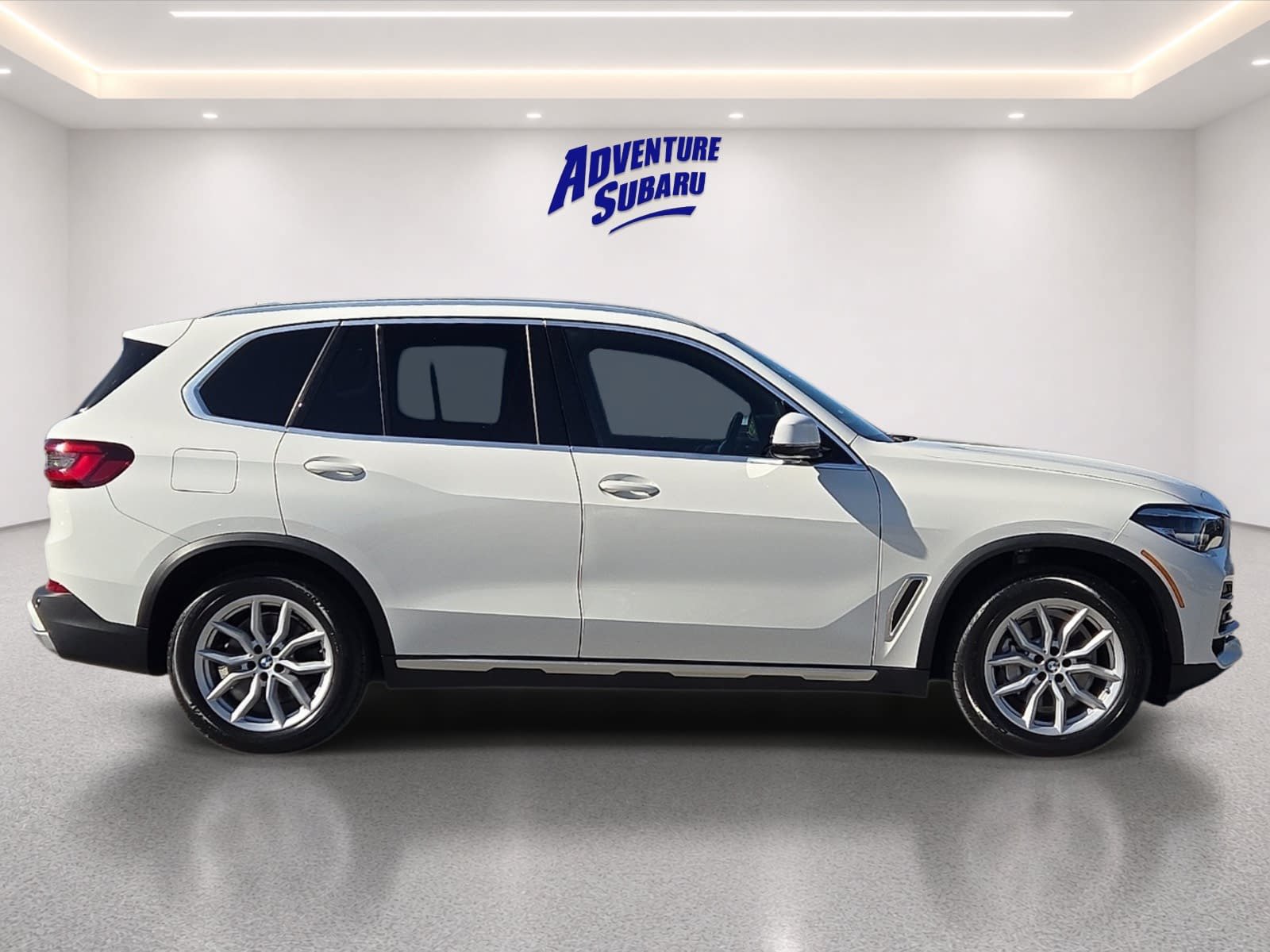 Used 2022 BMW X5 xDrive40i w/ Premium Package AWD/4WD image 7