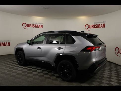 Used 2023 Toyota RAV4 XSE AWD/4WD image 5