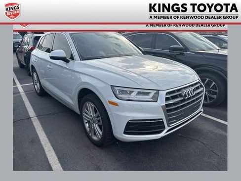 Used 2019 Audi Q5 2.0T Premium Plus image 1