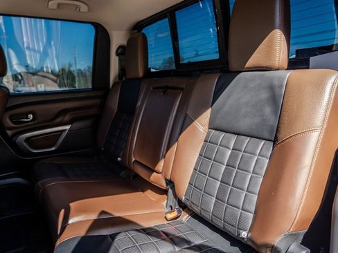 Used 2017 Nissan Titan Platinum Reserve image 28