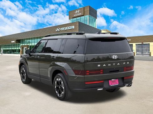 Used 2025 Hyundai Santa Fe SEL image 8