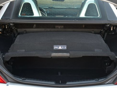 Used 2013 Mercedes-Benz SLK 250 image 37