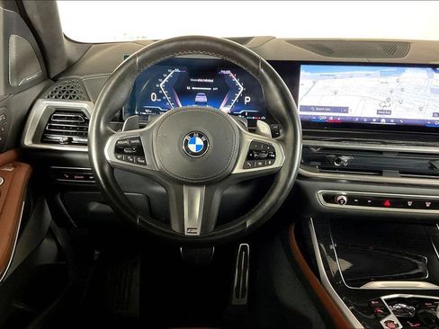 Used 2025 BMW X7 xDrive40i w/ Executive Package AWD/4WD image 4