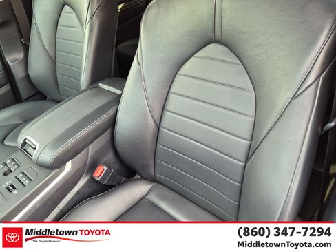 Certified 2024 Toyota Highlander XLE AWD/4WD image 14