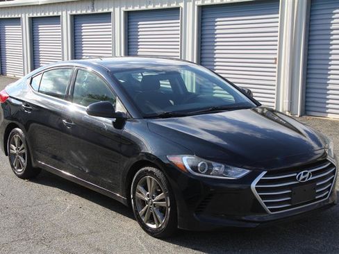 Used 2018 Hyundai Elantra SEL FWD image 4