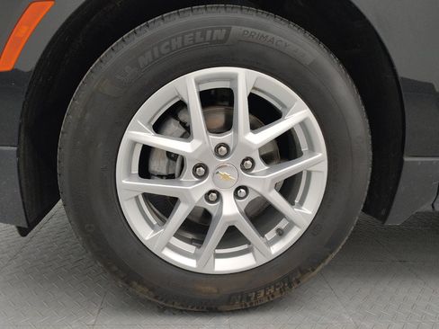 Used 2024 Chevrolet Equinox LT w/ LPO, Floor Liner Package FWD image 31