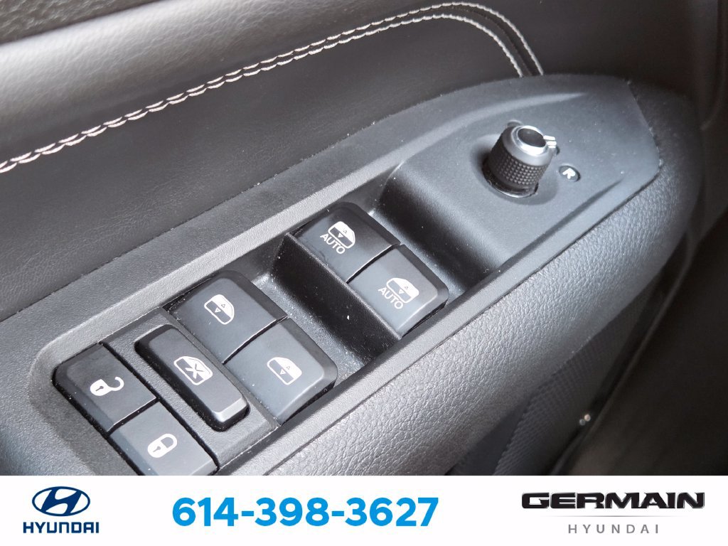 Used 2023 Jeep Compass Latitude w/ Convenience Group AWD/4WD image 26