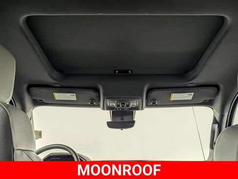 Used 2023 Chevrolet Silverado 1500 ZR2 w/ Technology Package AWD/4WD image 13