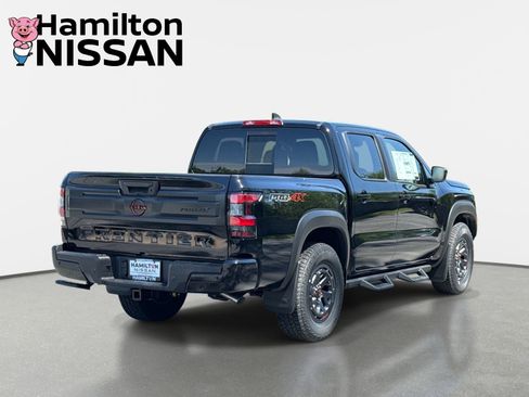 New 2026 Nissan Frontier PRO-4X w/ Tow Package AWD/4WD image 2