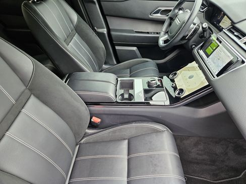 Used 2020 Land Rover Range Rover Velar R-Dynamic S image 15