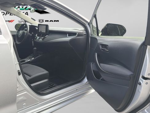 Used 2024 Toyota Corolla LE image 22