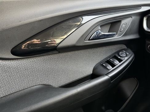 Certified 2021 Chevrolet TrailBlazer LT w/ Convenience Package image 26