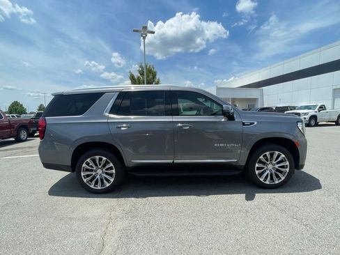 Used 2021 GMC Yukon Denali AWD/4WD image 8