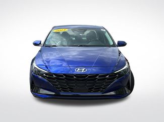Used 2023 Hyundai Elantra Limited FWD video 2