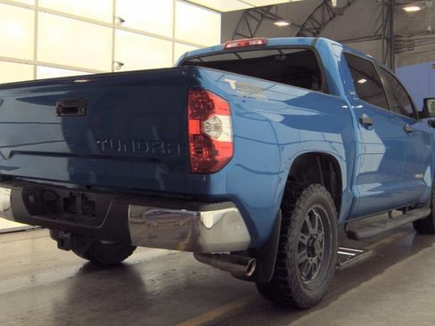 Used 2016 Toyota Tundra SR5 w/ SR5 Upgrade Package image 3