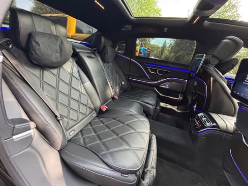 Used 2024 Mercedes-Benz Maybach S 580 4MATIC image 42