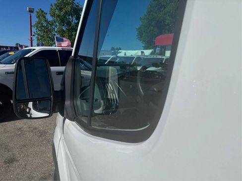 Used 2017 Ford Transit 250 148 Medium Roof RWD image 25