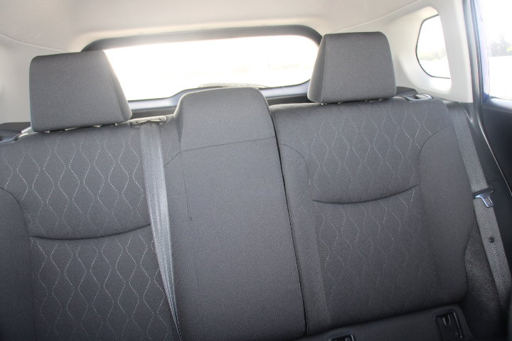 Certified 2025 Toyota Corolla Cross LE FWD image 21
