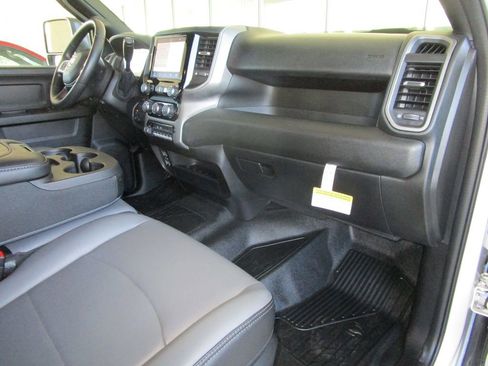 New 2026 RAM 3500 Tradesman w/ Chrome Appearance Group image 39