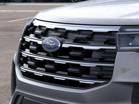 New 2026 Ford Explorer Active AWD/4WD image 17