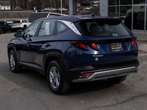 Used 2025 Hyundai Tucson SE image 6