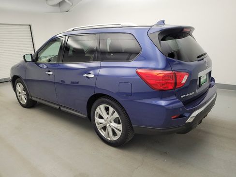 Used 2019 Nissan Pathfinder SL w/ SL Premium Package AWD/4WD image 3