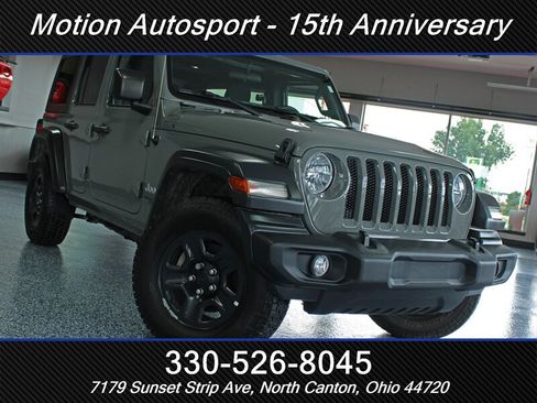 Used 2018 Jeep Wrangler Unlimited Sport AWD/4WD image 41