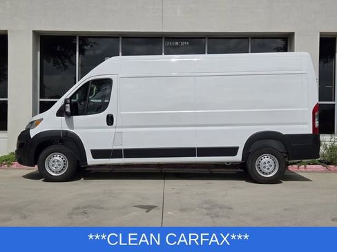 Used 2026 RAM ProMaster 2500 w/ Convenience Group FWD image 4