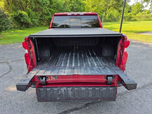 Used 2024 Chevrolet Silverado 1500 High Country w/ Technology Package AWD/4WD image 31