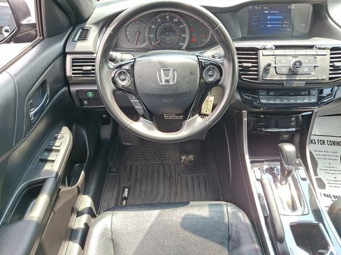 Certified 2017 Honda Accord Sport Special Edition image 11