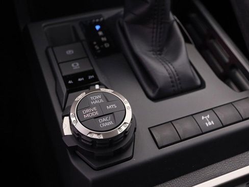 New 2026 Toyota Tacoma TRD Off-Road AWD/4WD image 19
