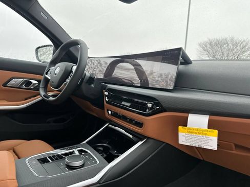 New 2026 BMW 330i xDrive Sedan w/ Premium Package AWD/4WD image 25