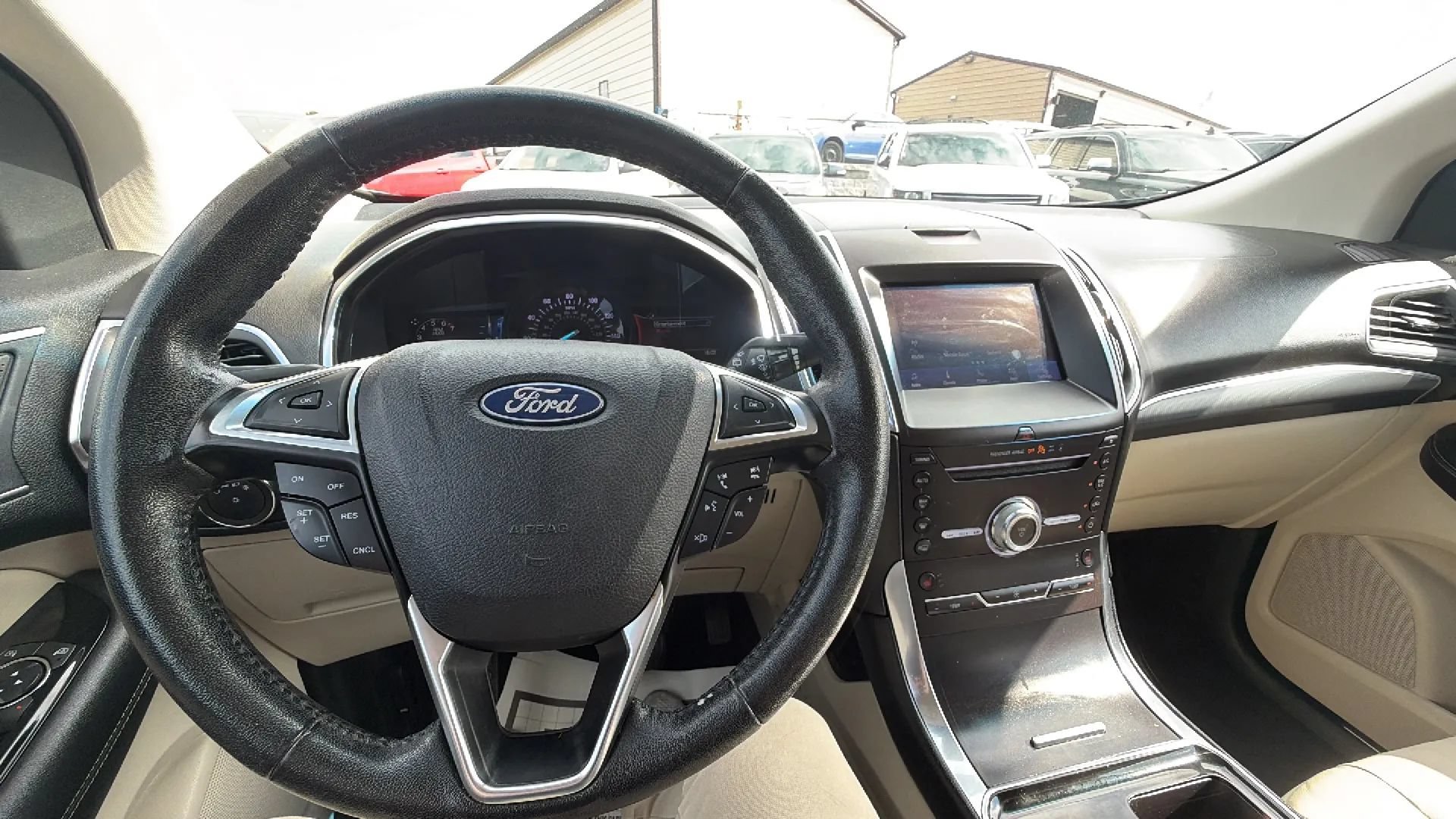 Used 2019 Ford Edge Titanium FWD image 7