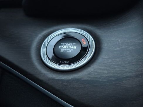 New 2025 Jeep Grand Cherokee Limited w/ Black Appearance Package AWD/4WD image 38