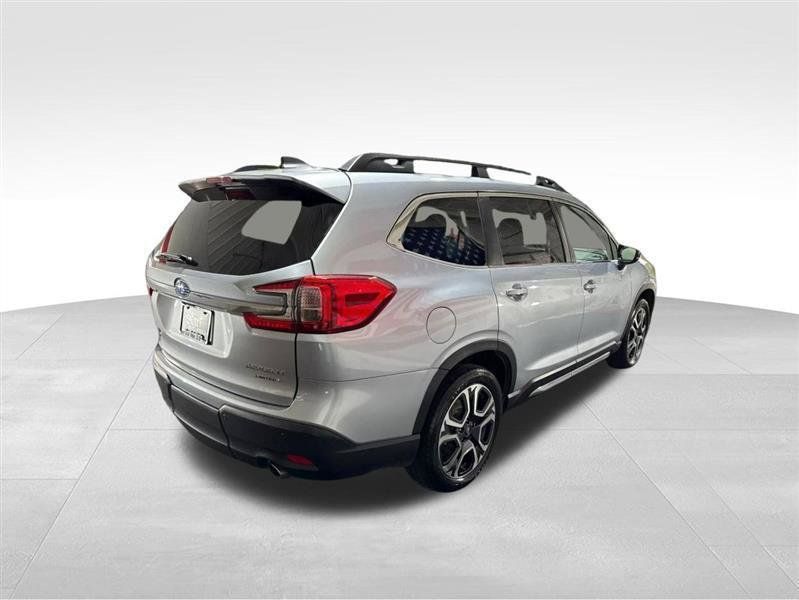 Used 2024 Subaru Ascent Limited AWD/4WD image 5