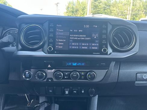 Used 2023 Toyota Tacoma TRD Off-Road AWD/4WD image 23