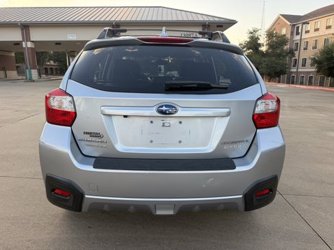 Used 2016 Subaru Crosstrek 2.0i Limited AWD/4WD image 6