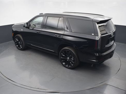 Certified 2026 Cadillac Escalade Platinum Sport w/ LPO, ONYX Package AWD/4WD image 44
