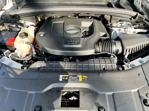 Used 2022 Jeep Grand Cherokee Summit image 10