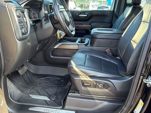 Used 2021 Chevrolet Silverado 1500 High Country w/ Technology Package AWD/4WD image 15