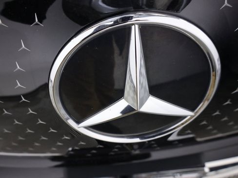 Used 2023 Mercedes-Benz EQE 500 4MATIC SUV image 65