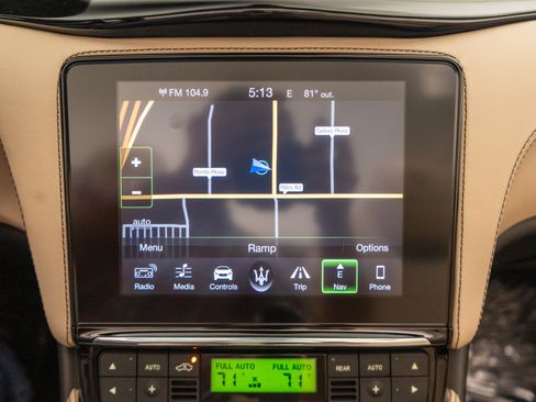 Used 2019 Maserati GranTurismo Sport RWD image 17