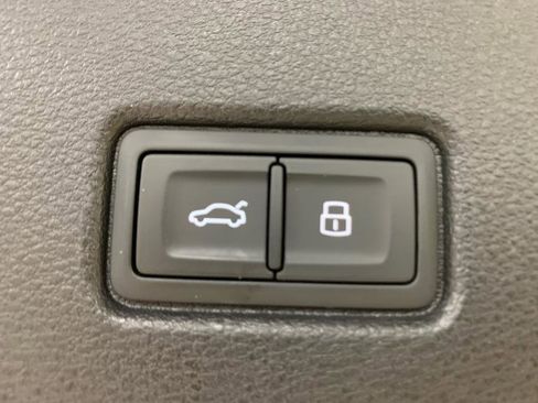 Used 2022 Audi Q5 2.0T Premium image 49