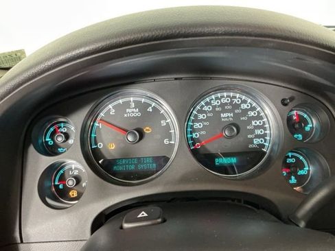 Used 2012 Chevrolet Suburban LTZ AWD/4WD image 16