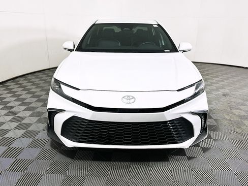 Certified 2025 Toyota Camry SE FWD image 8